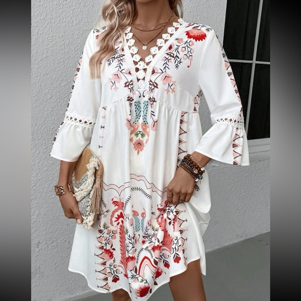 Boho floral print lace insert flare sleeve dress
